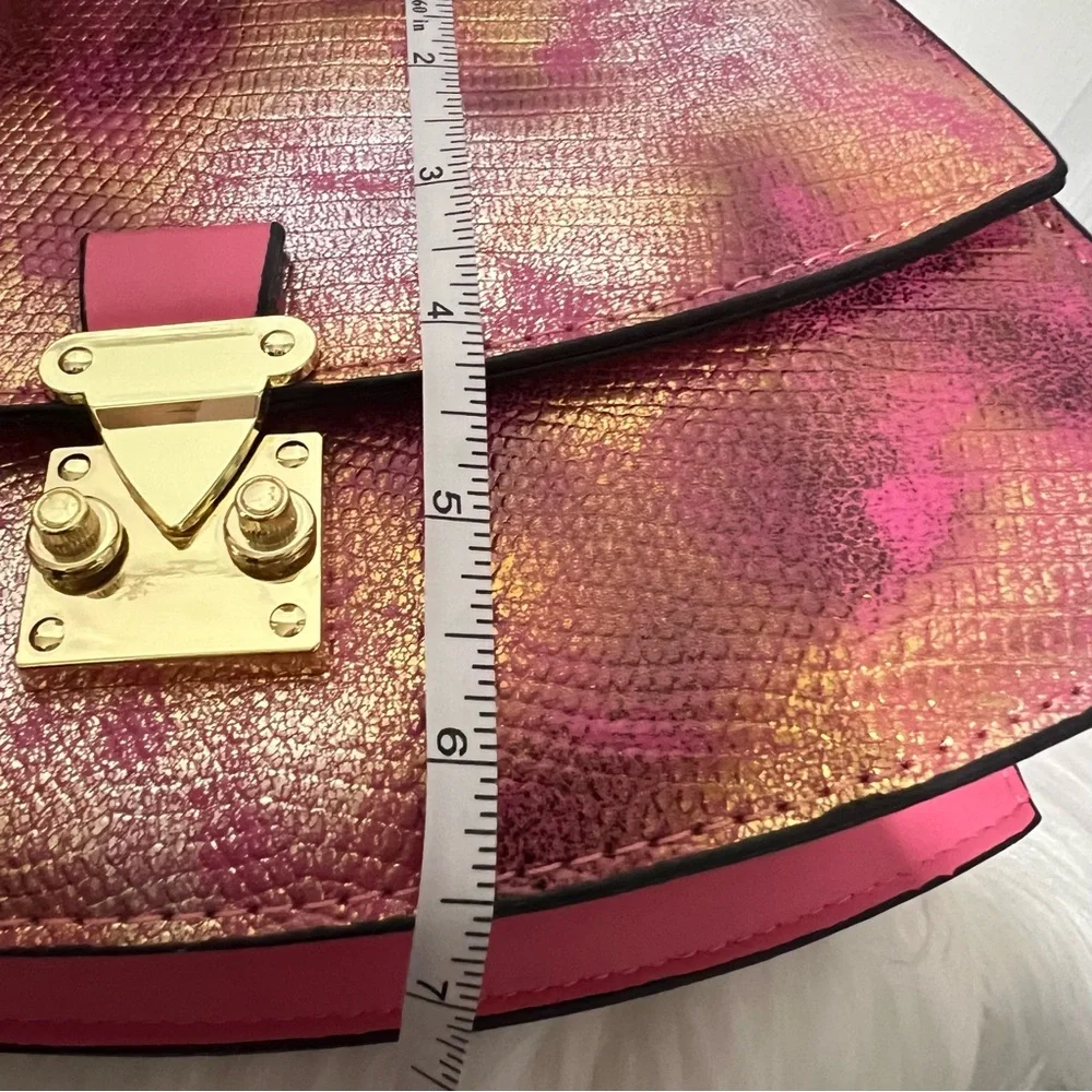 💗‎ *NEW* Elegant Pink and Gold Mini Women's Handbag